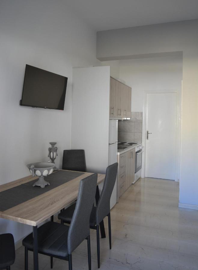 Anezinas Place Διαμέρισμα Περίσσα Εξωτερικό φωτογραφία